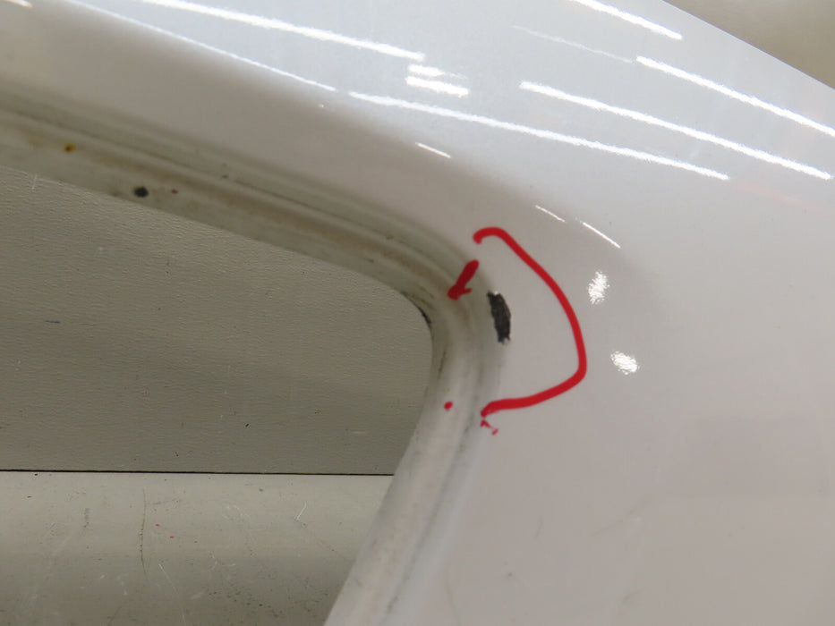 2016 2017 2018 2019 2020 KIA SORENTO REAR LIFTGATE GARNISH UPPER MOLDING OEM