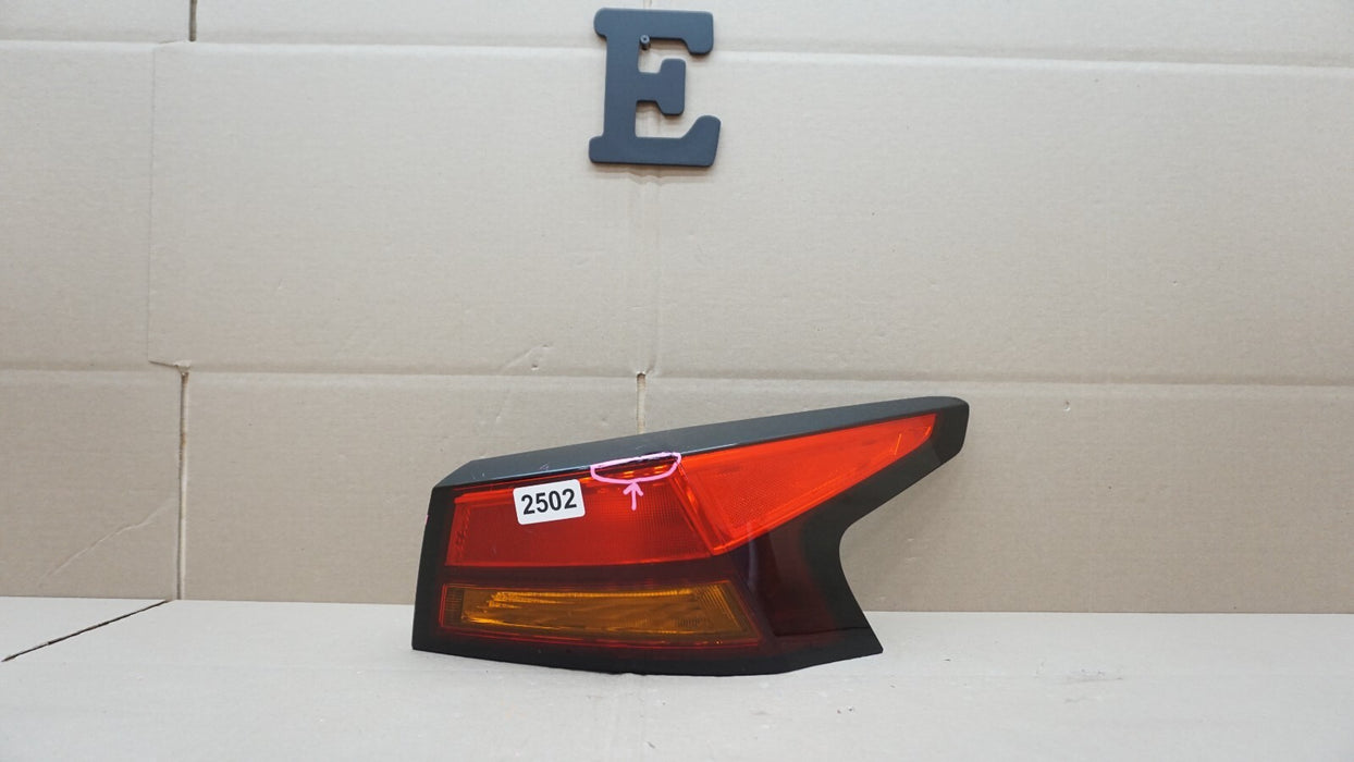 2019-2021 NISSAN ALTIMA REAR RIGHT PASSENGERS SIDE TAIL LIGHT OEM 19 20 21