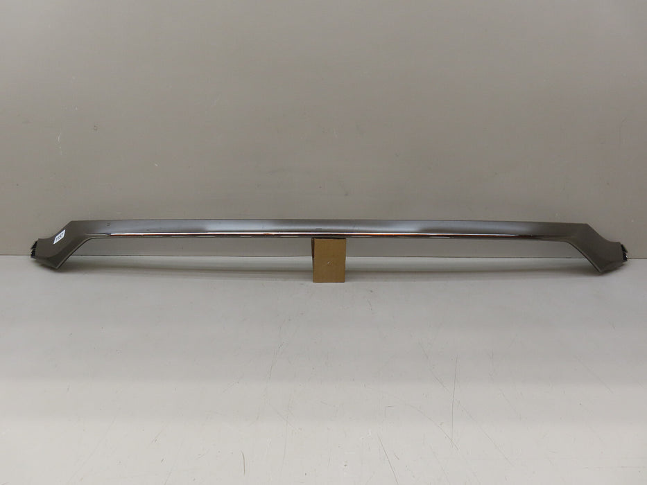 2019 2020 HYUNDAI SANTA FE FRONT CENTER MOLDING OEM