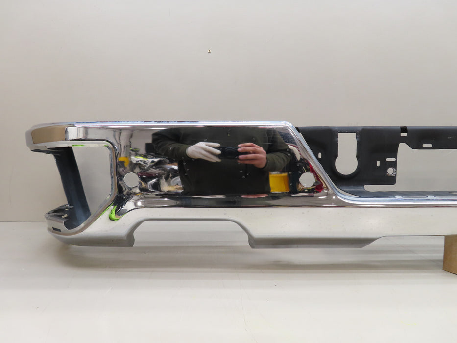 2019-2023 CHEVROLET/GMC SILVERADO-SIERRA 1500 REAR BUMPER METAL OEM
