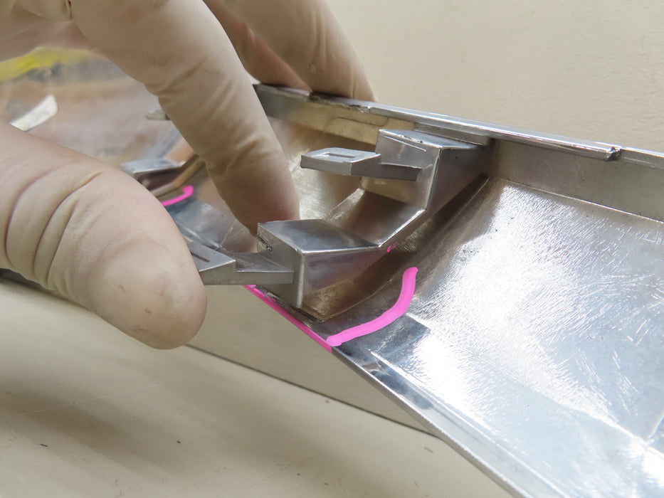 2019-2022 CHEVROLET BLAZER FRONT RIGHT PASSENGER GRILLE GRILL INSERT OEM