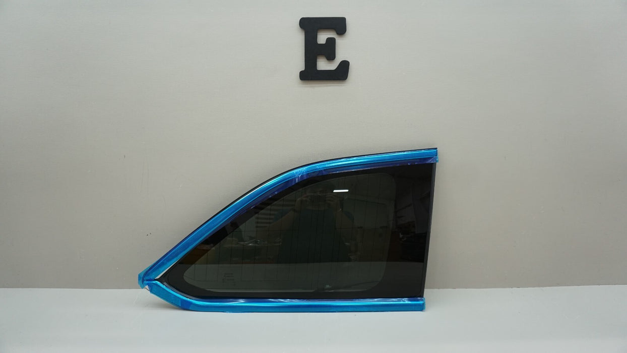 2014-2019 TOYOTA HIGHLANDER REAR LEFT DRIVER SIDE QUARTER WINDOW 62719-OE150 OEM