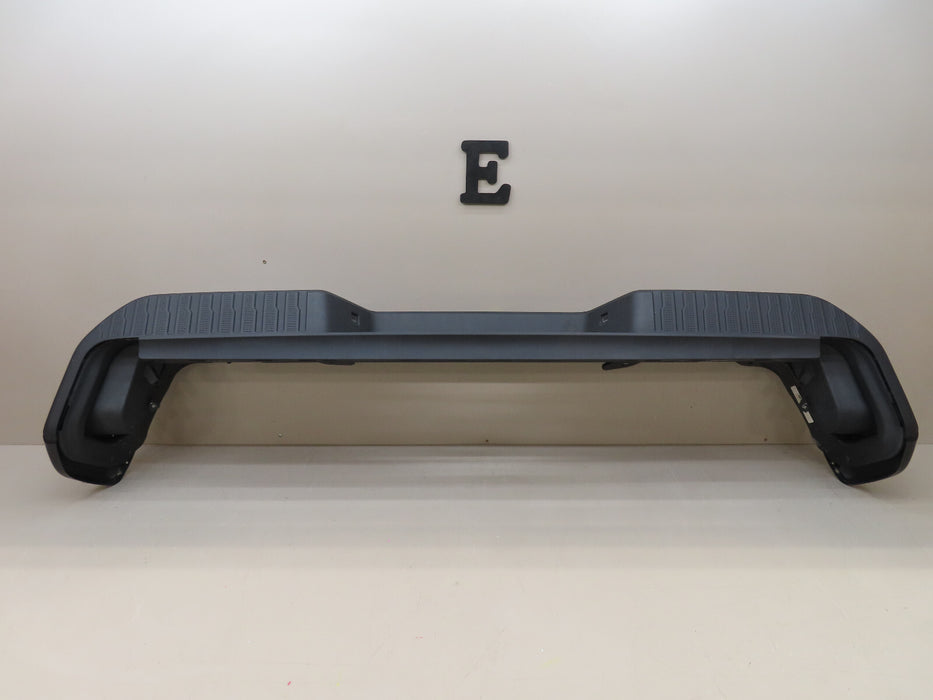 2019-2021 CHEVROLET/GMC SILVERADO-SIERRA 1500 REAR METAL BUMPER OEM 86817939