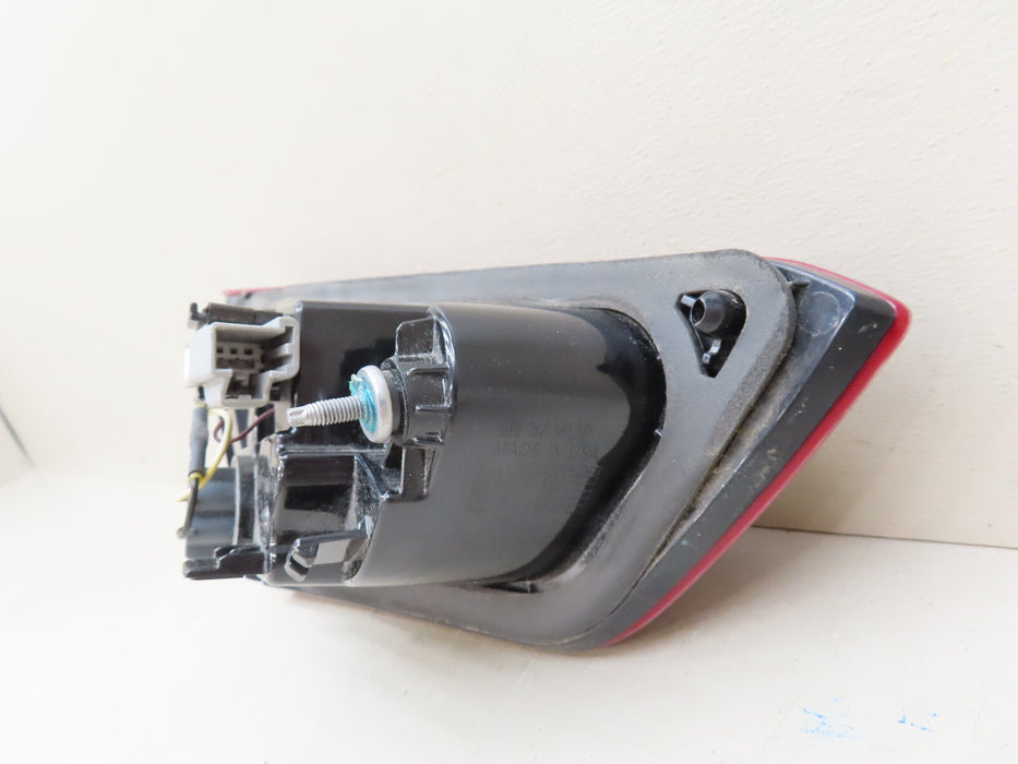 2019-2023 CHEVROLET MALIBU REAR RIGHT PASSENGER SIDE TAIL LIGHT INNER OEM