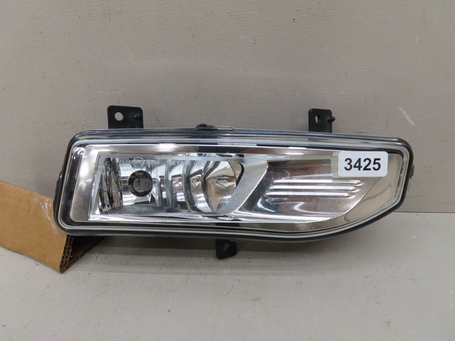 2016-2019 NISSAN ROGUE FRONT RIGHT PASSENGER FOG LIGHT AFTERMARKET 90078635