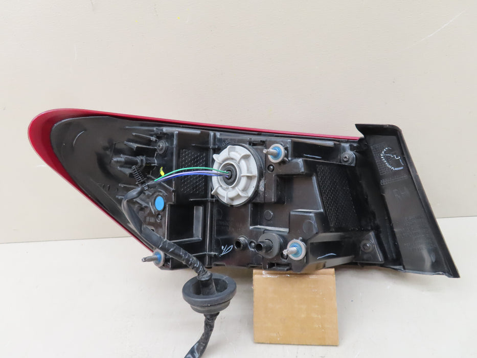 2019-2022 CHEVROLET MALIBU REAR RIGHT PASSENGER OUTER TAIL LIGHT LED OEM