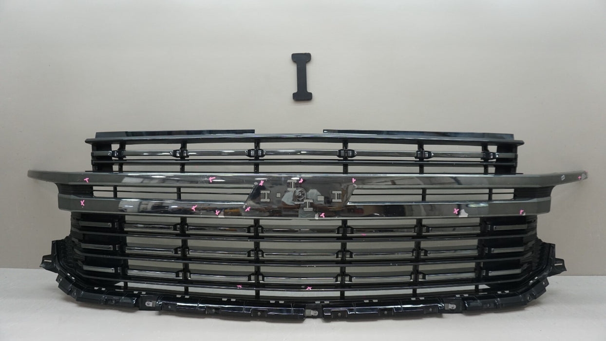 2021-2023 CHEVROLET TAHOE FRONT BUMPER RADIATOR GRILLE GRILL 84639387 OEM