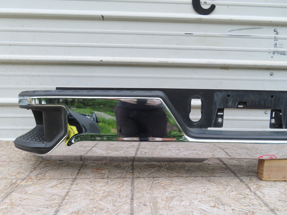 2019-2022 CHEVROLET SILVERADO GMC SIERRA 2500-3500 REAR BUMPER COVER OEM