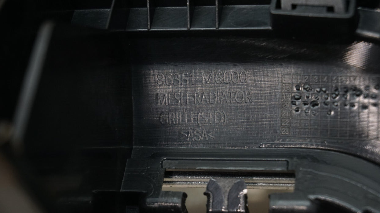 2019-2021 KIA FORTE FRONT CENTER UPPER RADIATOR GRILLE OEM 86351M6000