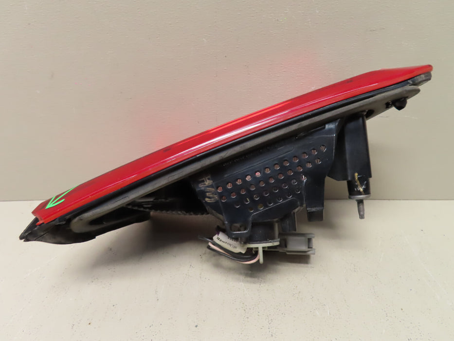 2016 - 2021 CHEVROLET MALIBU REAR RIGHT RH INNER TAILLIGHT LAMP OEM