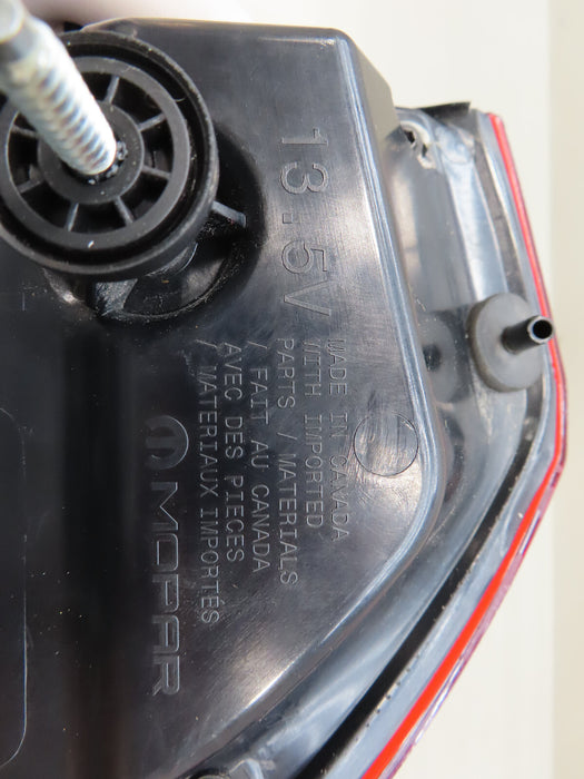 2015-2023 CHRYSLER 300 SRT LEFT DRIVER SIDE TAIL LIGHT OEM 68400331AA