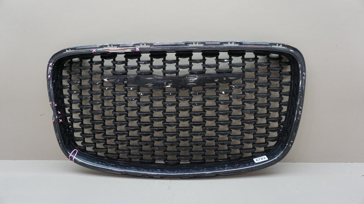 2015-2023 CHRYSLER 300 FRONT MAIN GRILLE 63F46TRMAB OEM
