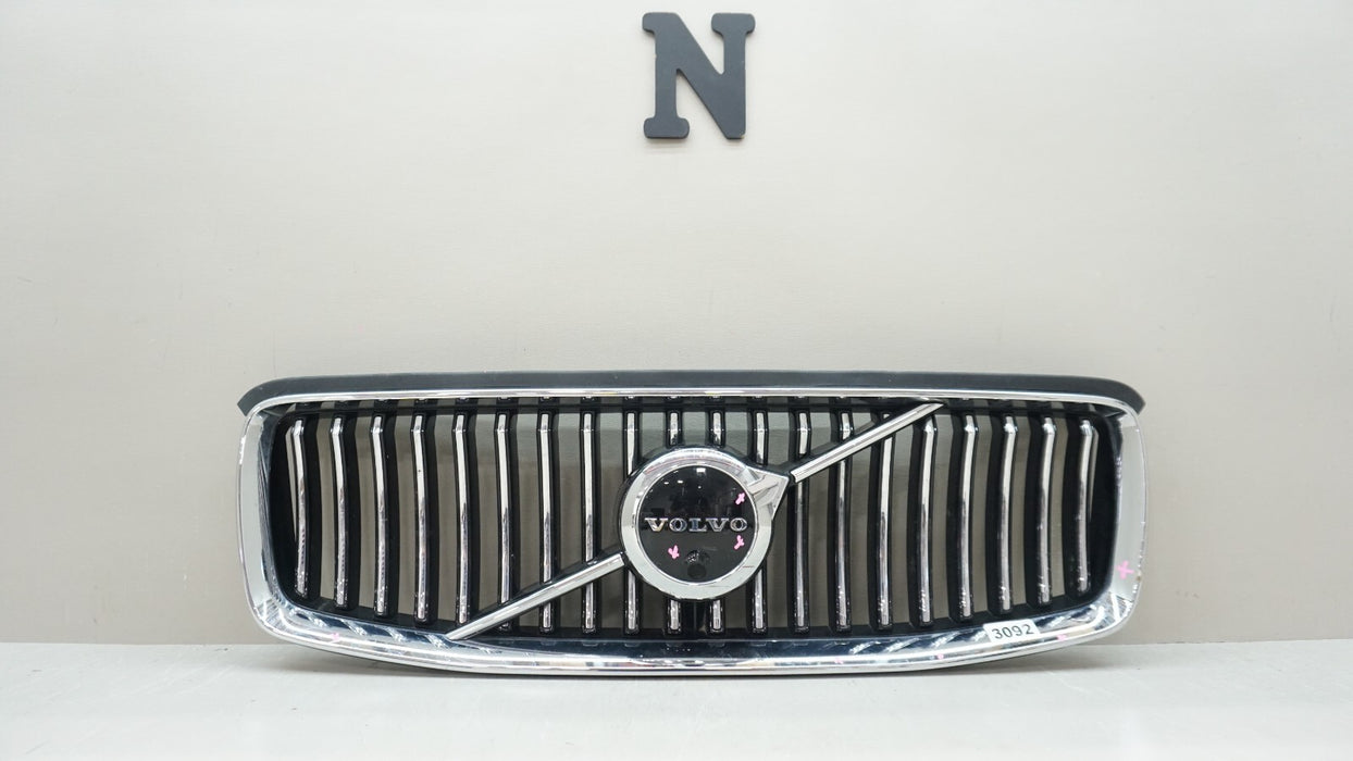 2020-2022 VOLVO XC90 FRONT UPPER BUMPER GRILLE OEM 31698383