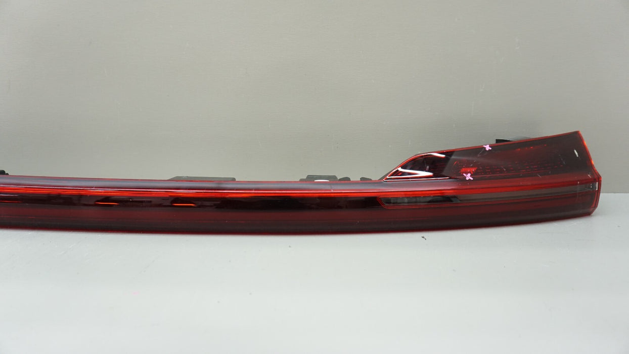 2019-2022 AUDI E-TRON CENTER DECK LID LED TAIL LIGHT 4KE.945.095.G OEM 20 21