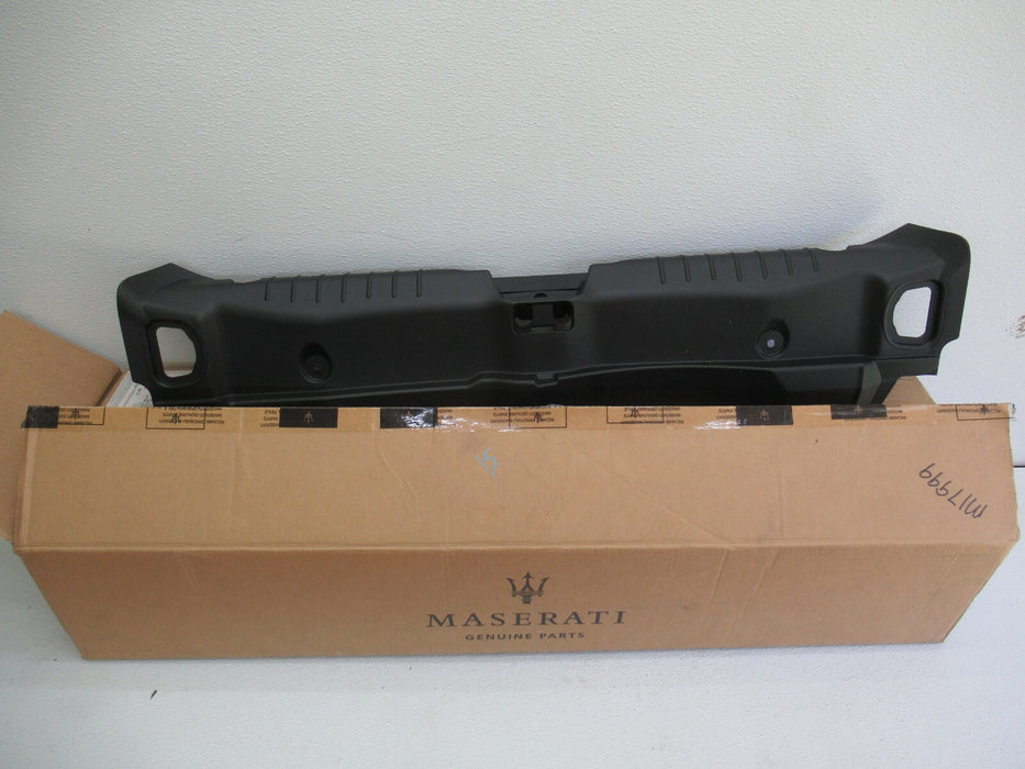 2014-2020 MASERATI GHIBLI S Q4 REAR TRUNK SILL SCUFF TRIM PLATE PANEL OEM