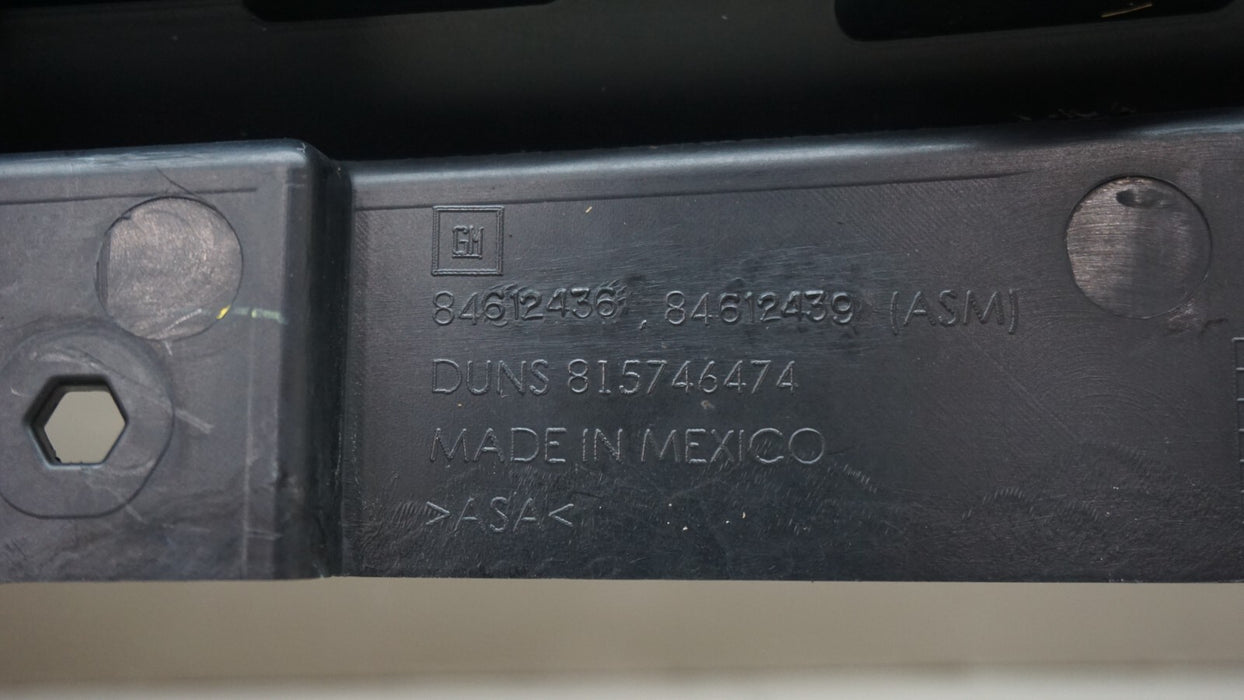 2019-2022 CHEVROLET CHEVY BLAZER FRONT MAIN GRILLE 84612436 OEM 19 20 21 22