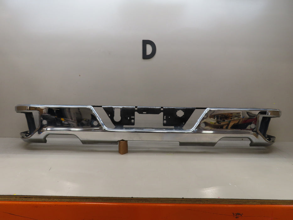 2019-2023 CHEVROLET-GMC SLIVERADO/SIERRA REAR BUMPER COVER OEM