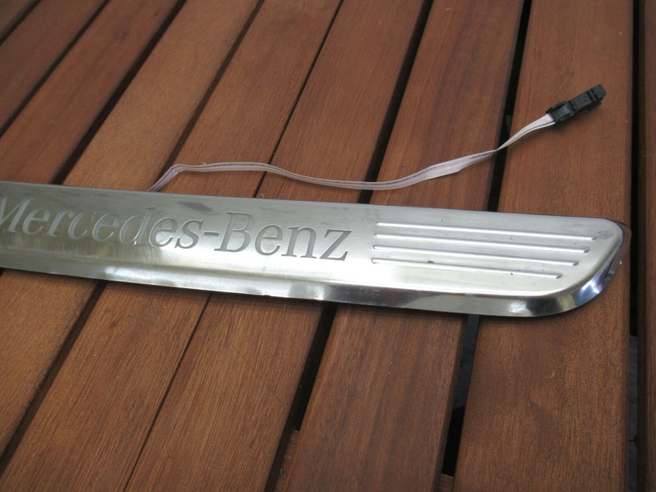 2015-2020 MERCEDES C63 S AMG W205 FRONT LEFT SIDE DOOR SILL SCUFF PLATE TRIM OEM