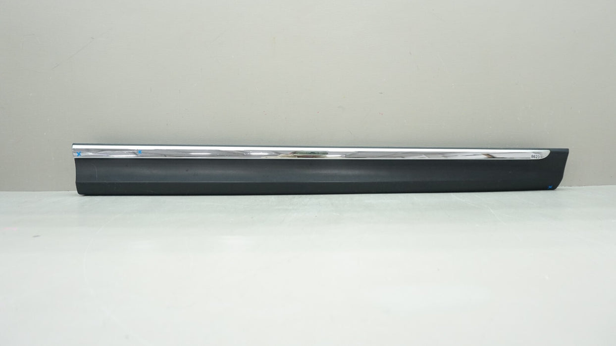 2014-2015 SUBARU FORESTER FRONT RIGHT DOOR TRIM MOLDING OEM 91112SG120