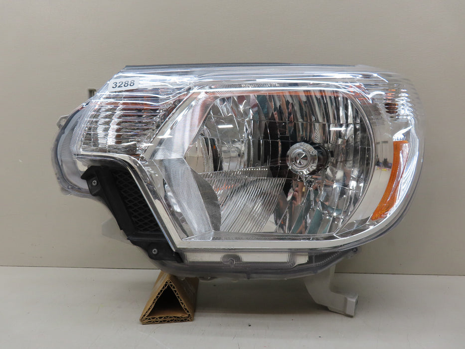 2012-2015 TOYOTA TACOMA LEFT DRIVER SIDE HEADLIGHT OEM