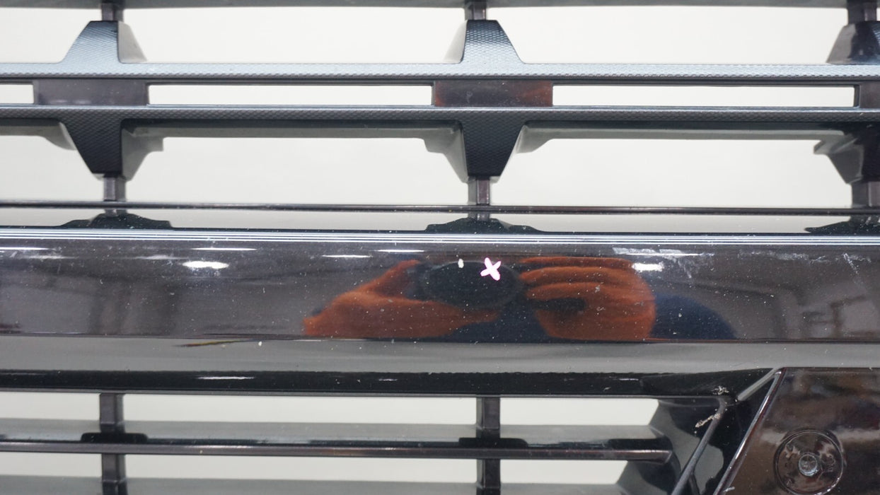 2019-2021 CHEVROLET SILVERADO 1500 FRONT CENTER GRILLE GRILL OEM 84128450