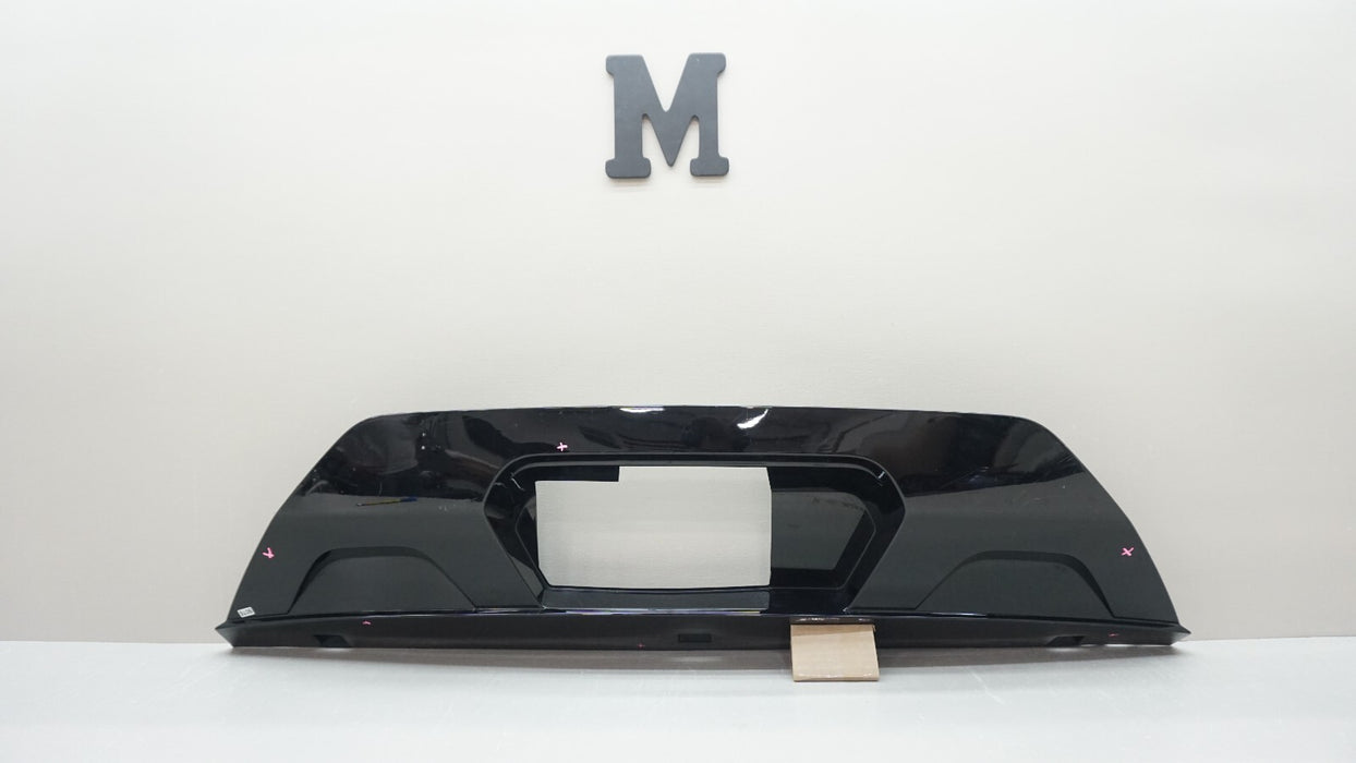 2020-2022 VOLKSWAGEN ATLAS CROSS SPORT REAR VALANCE PANEL DIFFUSER 3CM807568A OE