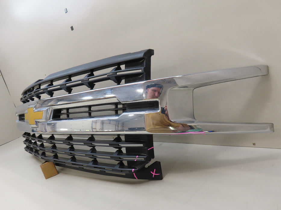 2019-2021 CHEVROLET SILVERADO 1500 FRONT BUMPER RADIATOR GRILLE OEM