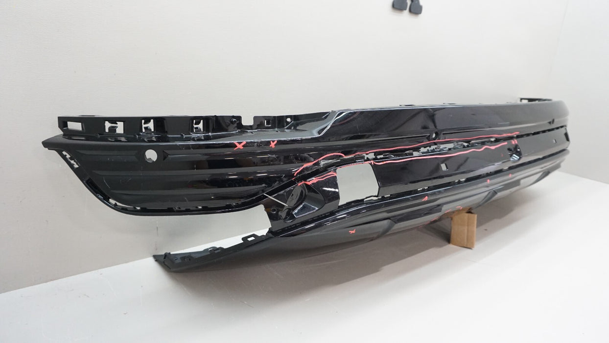 2019-2021 AUDI E-TRON REAR LOWER BUMPER VALANCE COVER OEM 4KE807835 OEM 19 20 21