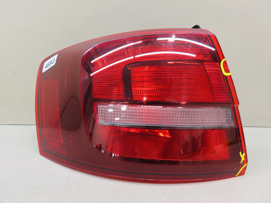 2015-2018 VOLKSWAGEN JETTA REAR LEFT DRIVER SIDE OUTER TAIL LIGHT LAMP OEM