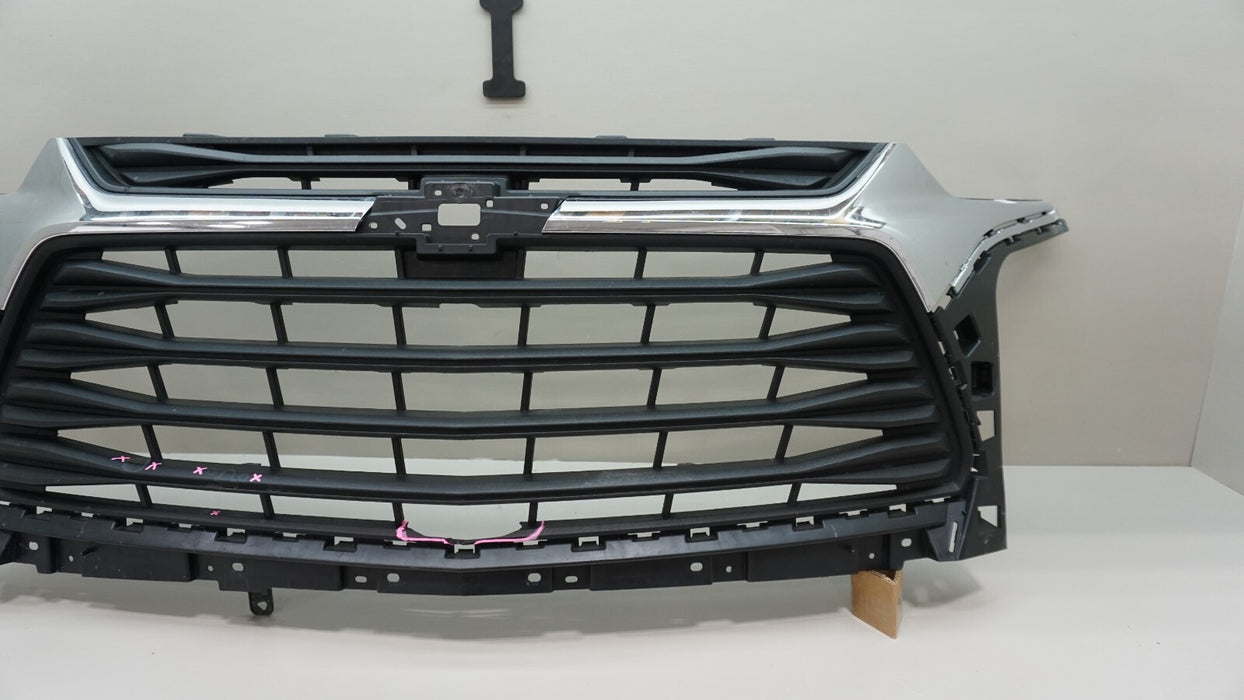 2019-2022 CHEVROLET BLAZER FRONT MAIN BUMPER GRILLE 84612436 OEM 19 20 21 22