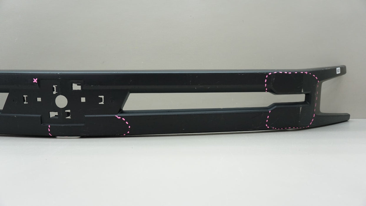 2019-2021 CHEVROLET SILVERADO 1500 FRONT CENTER GRILLE TRIM 84218458 OEM 2020