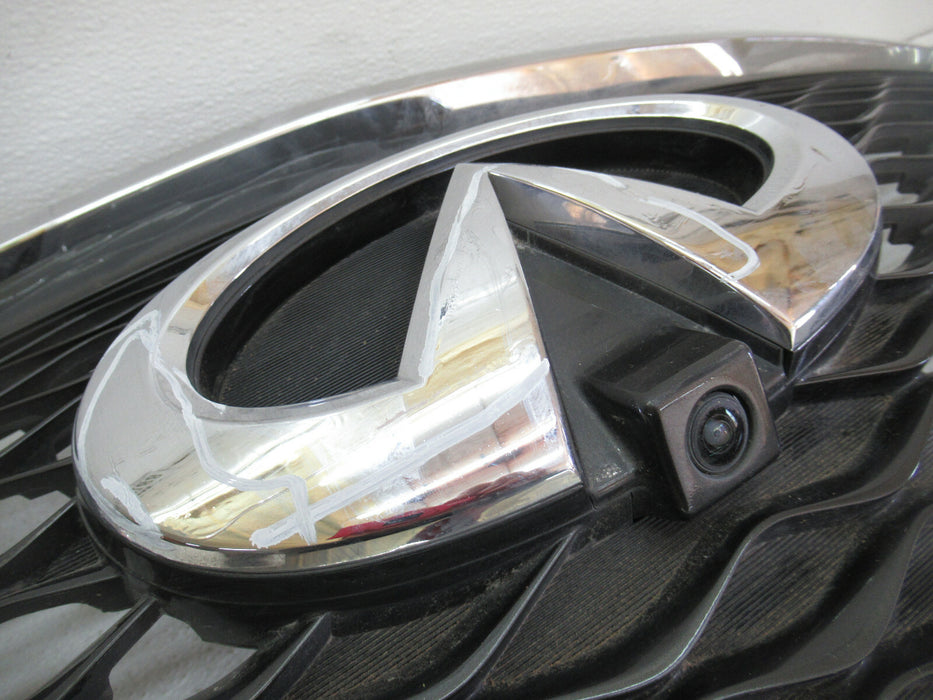 2016 - 2020 INFINITI QX60 FRONT CENTER RADIATOR GRILL GRILLE W/ CAMERA OEM