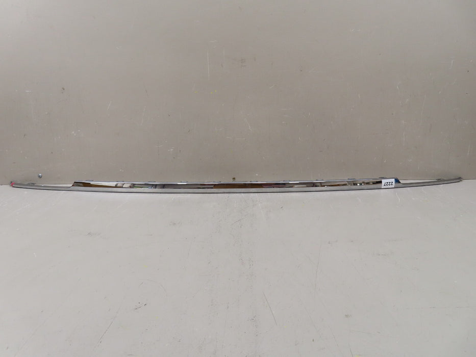 2018-2020 VOLKSWAGEN TIGUAN REAR CENTER BUMPER MOLDING COVER TRIM OEM 5NN853835
