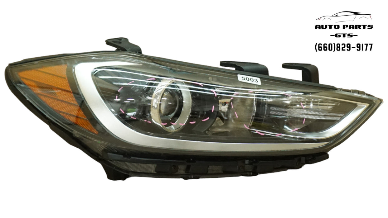 2017-2018 HYUNDAI ELANTRA FRONT RIGHT PASSENGER SIDE HEADLIGHT HALOGEN OEM