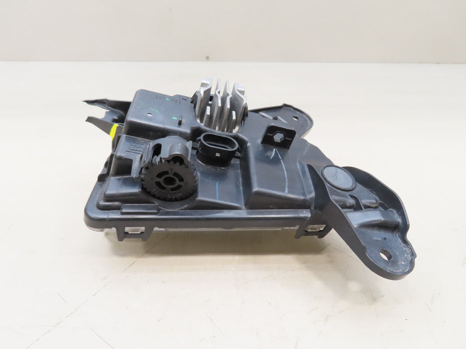 2019-2022 CHEVROLET SLIVERADO 1500 RIGHT PASSENGER FOG LIGHT OEM