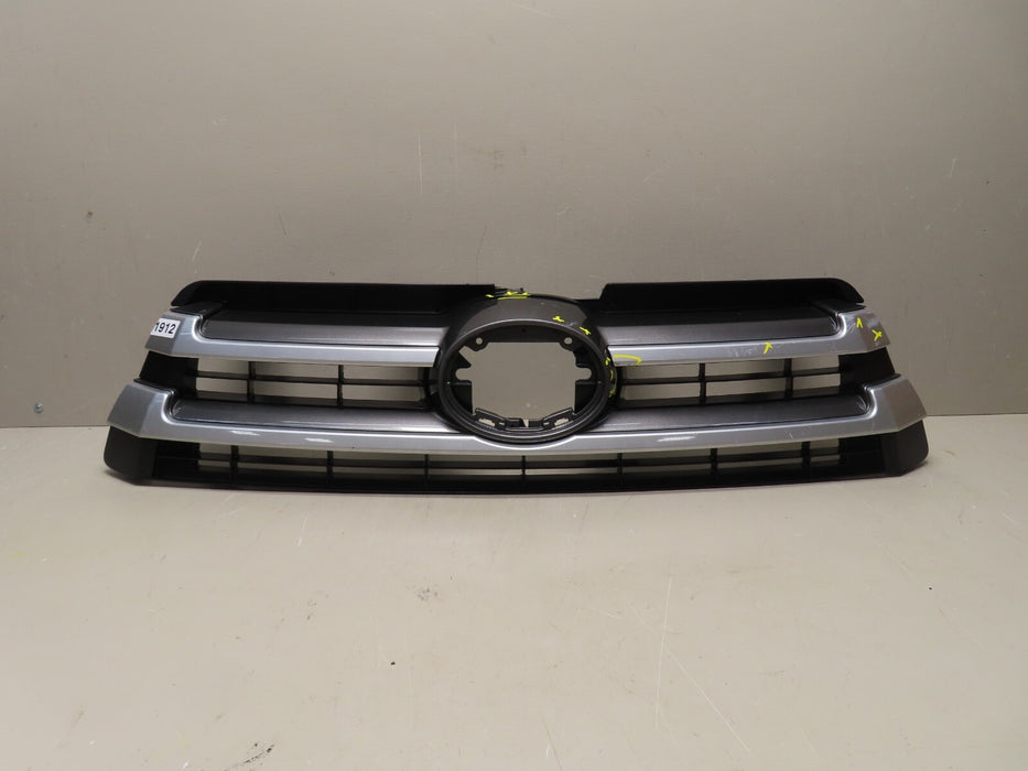 2017-2018 TOYOTA HIGHLANDER FRONT BUMPER RADIATOR GRILLE GRILL OEM 53101-0E240