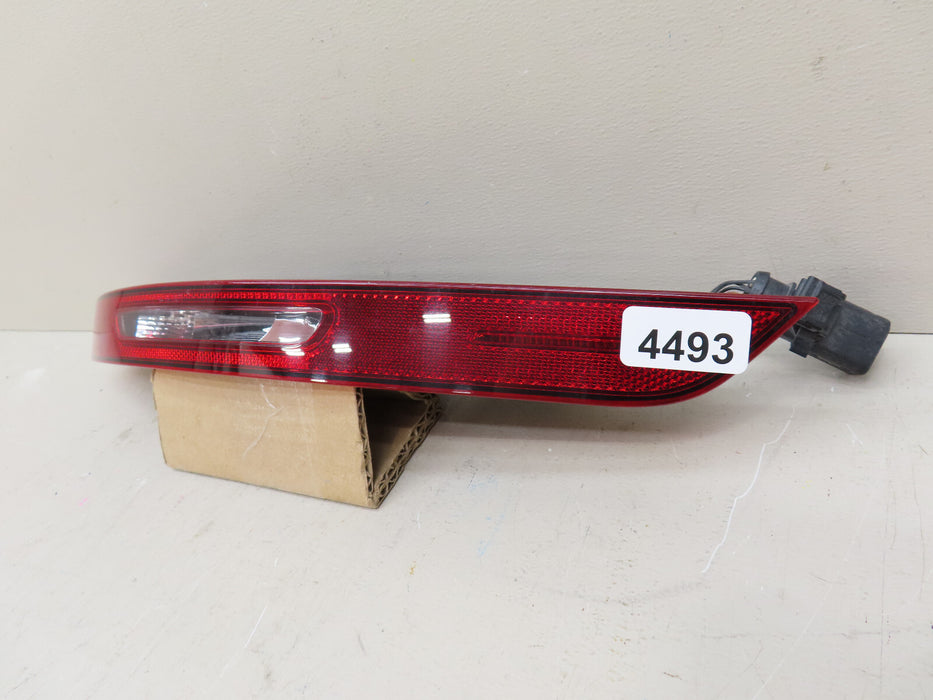 2015-2018 PORSCHE MACAN REAR RIGHT PASSENGER SIDE BACKUP LIGHT REFLECTOR OEM