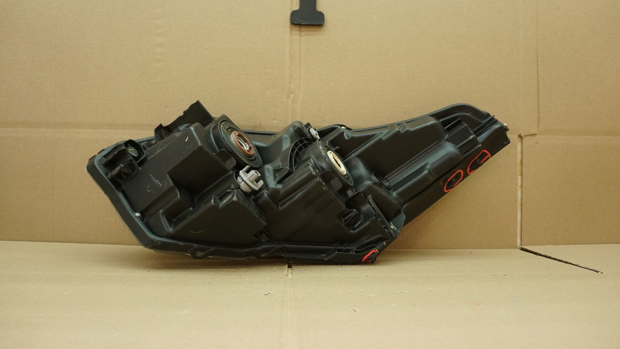 2019-2021 HONDA HRV HR-V FRONT RIGHT PASSENGER SIDE HEADLIGHT HALOGEN OEM