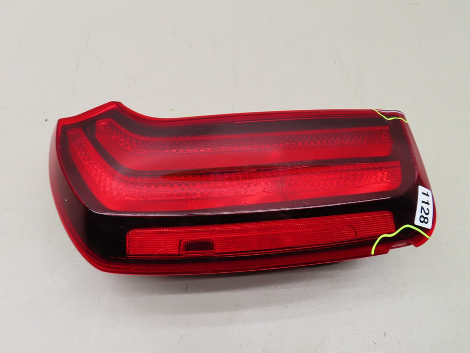 2020-2021 KIA TELLURIDE REAR LEFT DRIVER SIDE TAIL LIGHT LED STOP LAMP OEM