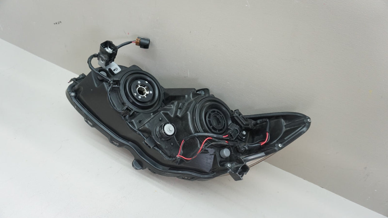 2015-2020 SUBARU WRX FRONT RIGHT PASSENGER SIDE HEADLIGHT LIGHT LAMP HALOGEN OEM