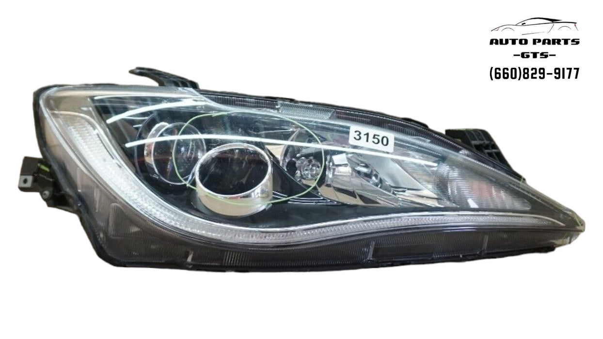 2017-2018 CHRYSLER PACIFICA FRONT RIGHT PASSENGER HEADLIGHT HELOGEN W/ LED OEM