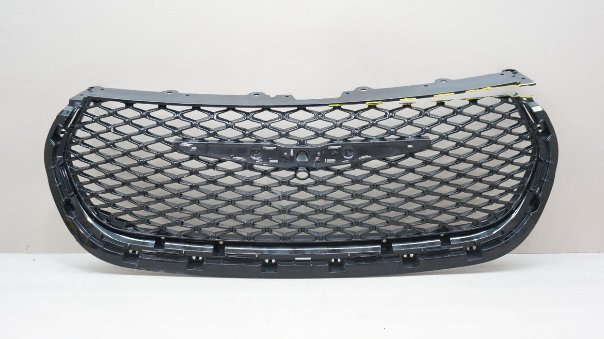 2021-2023 CHRYSLER PACIFICA FRONT BUMPER RADIATOR GRILLE OEM