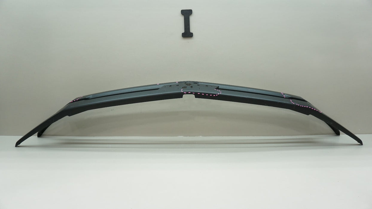 2019-2021 CHEVROLET SILVERADO 1500 FRONT CENTER GRILLE TRIM 84218458 OEM 2020