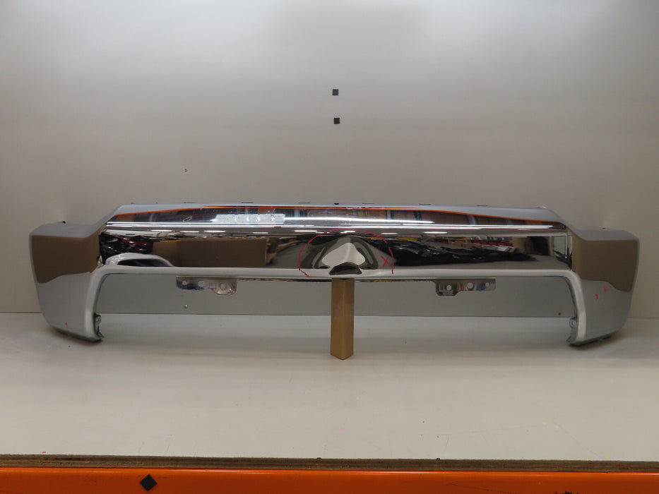 2020-2022 CHEVROLET SILVERADO 2500 3500 FRONT BUMPER COVER OEM