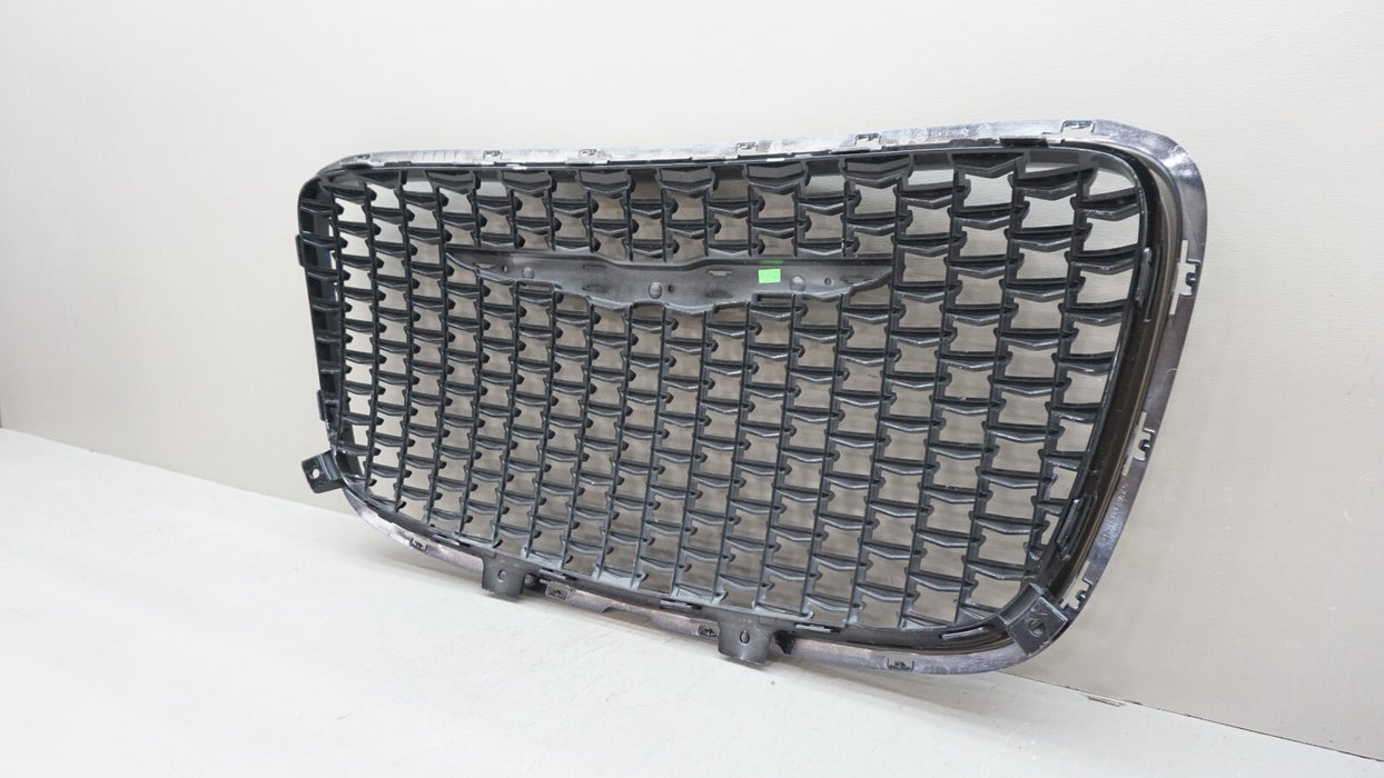 2015-2021 CHRYSLER 300 FRONT RADIATOR GRILLE 6DF46TRMAB OEM