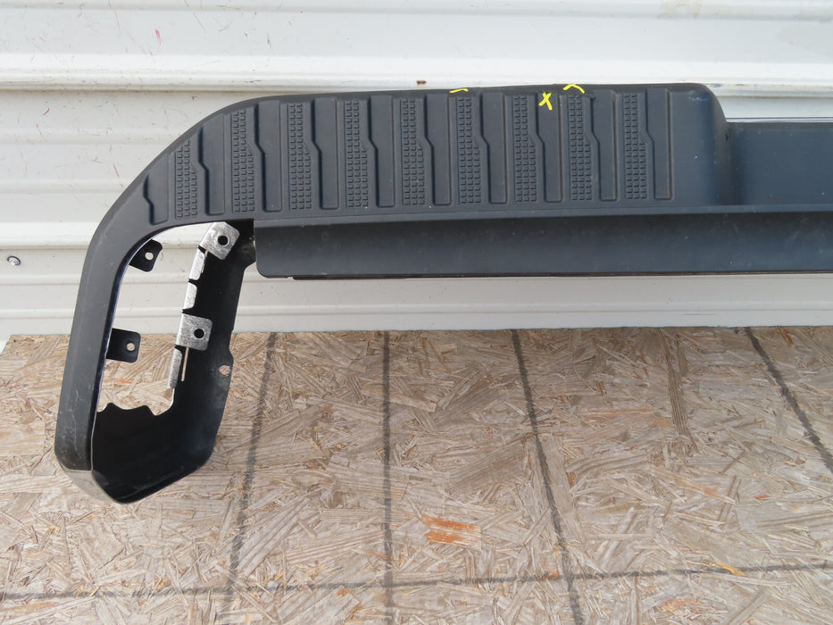 2019-2022 GMC/CHEVROLET SIERRA/SILVERADO 2500 3500 REAR BUMPER COVER OEM