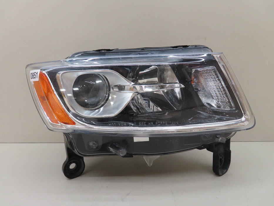 2014 2015 2016 JEEP GRAND CHEROKEE FRONT RIGHT PASSENGER HEADLIGHT HALOGEN OEM