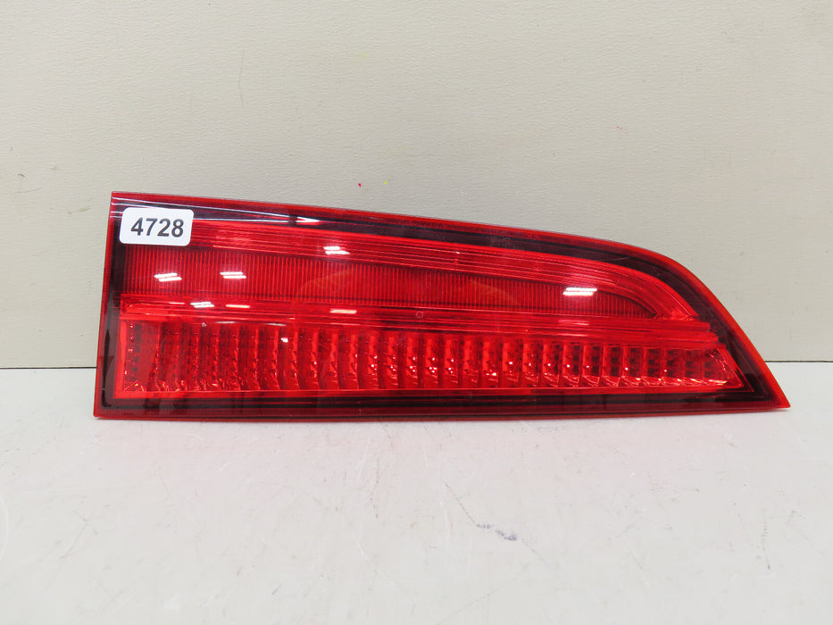2016-2018 HONDA PILOT REAR LEFT DRIVER SIDE INNER TAIL LIGHT OEM