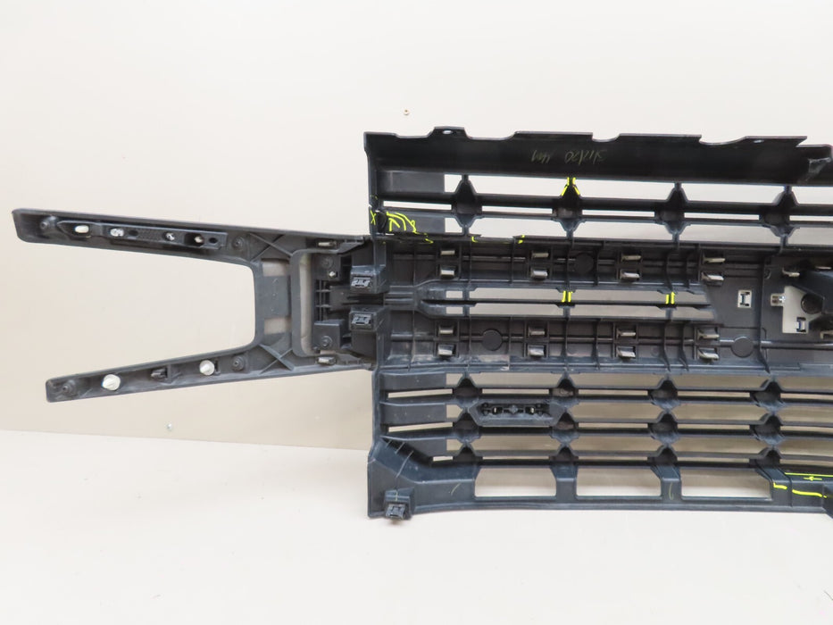 2019-2021 CHEVROLET SILVERADO 1500 Z71 FRONT GRILLE W/ EMBLEM BADGE OEM 84128450