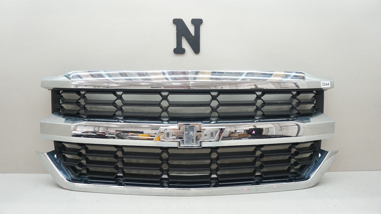 2016-2019 CHEVROLET SILVERADO 1500 FRONT CHROME RADIATOR GRILLE OEM 23380362